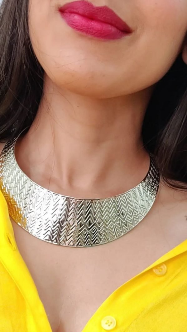 Neck cuffs - Neck Piece, Accessories