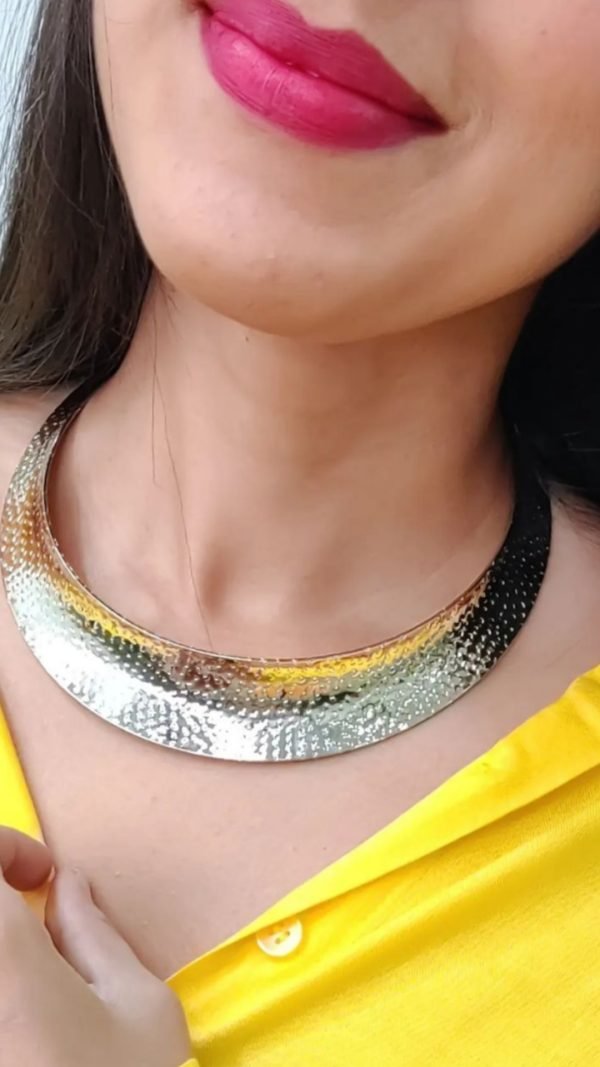 Neck cuffs - Neck Piece, Accessories